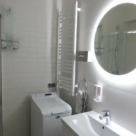 Azure Baltic B&m Apartment