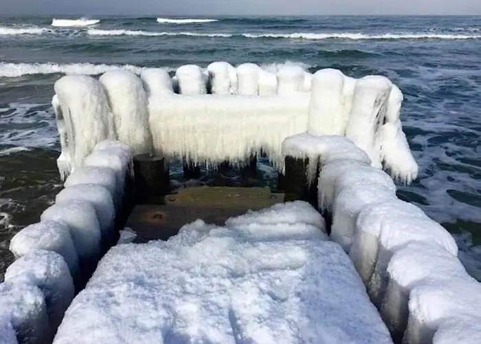 Azure Baltic B&m Apartment *